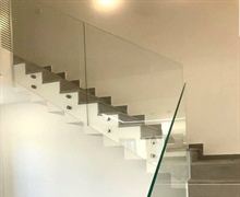 نرده شیشه ای 