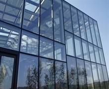 شیشه هوشمند الکتروکرومیک خارجی