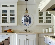 شیشه کابینت کلاسیک سفید